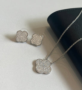 Cz paved clover necklace