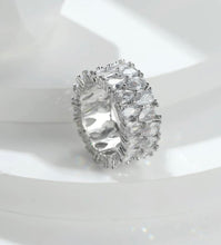 Load image into Gallery viewer, Diamond Luxe Eternity Band